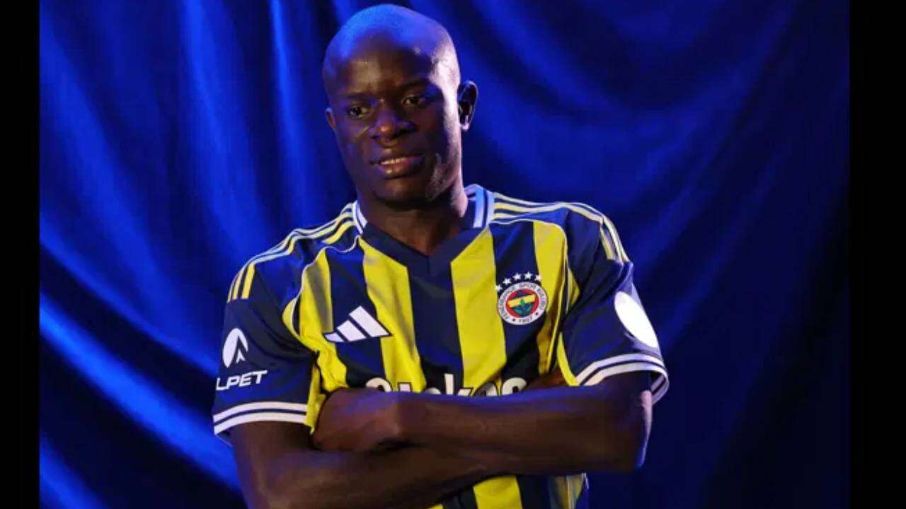 Fenerbahçe'de İsmail Kartal'ı bekleyen büyük tehlike: Takımdan bedavaya ayrılıyor, Aziz Yıldırım kara kara düşünüyor! 2